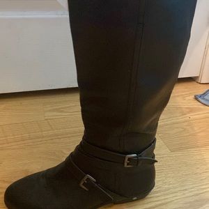 Black Heeled boots